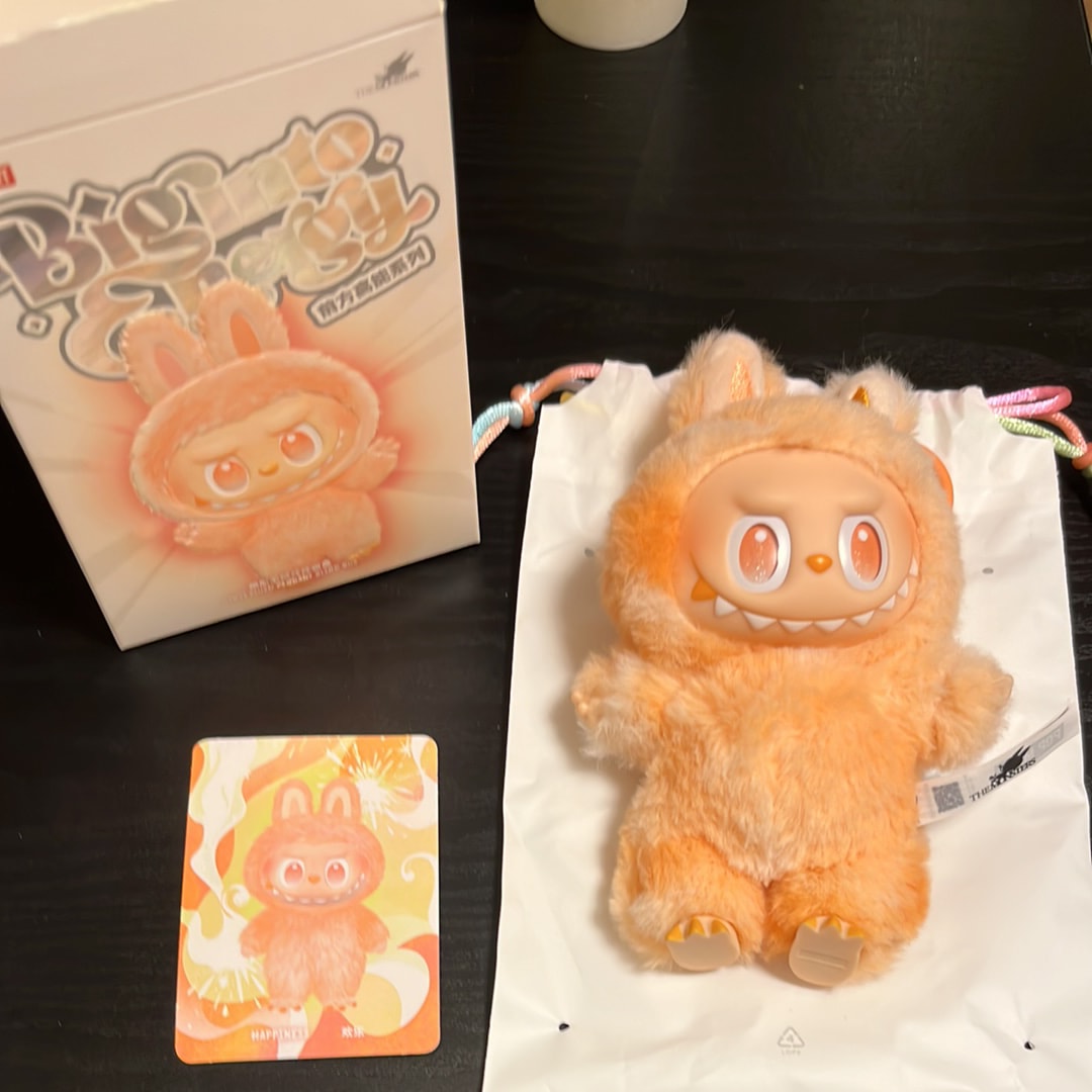 POP MART THE MONSTERS (LABUBU) Big into Energy Series Plush Pendant HAPPINESS