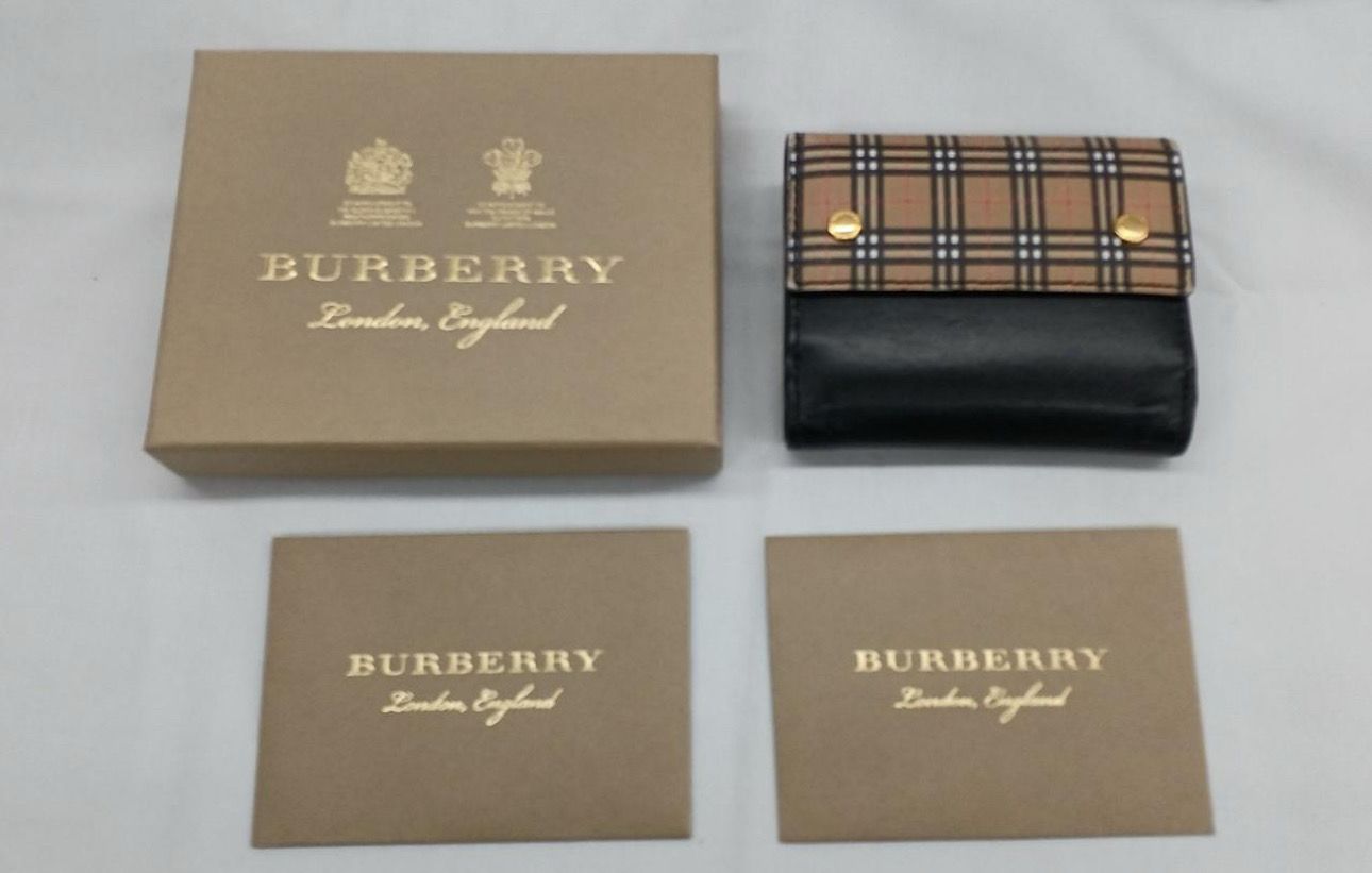 BURBERRY