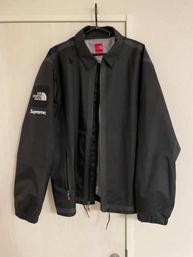 Supreme x The North Face Summit Series Outer Tape Seam Coaches Jacket "Black"