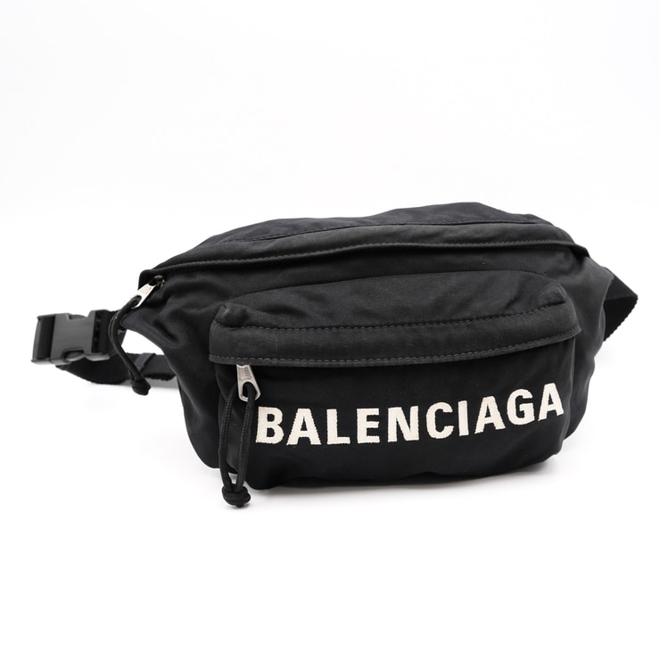 BALENCIAGA(バレンシアガ)ウィール ベルトパック ボディバッグ ウエストバッグ ブラック ナイロン ロゴ刺繍 メンズ レディース ユニセックス【中古】
