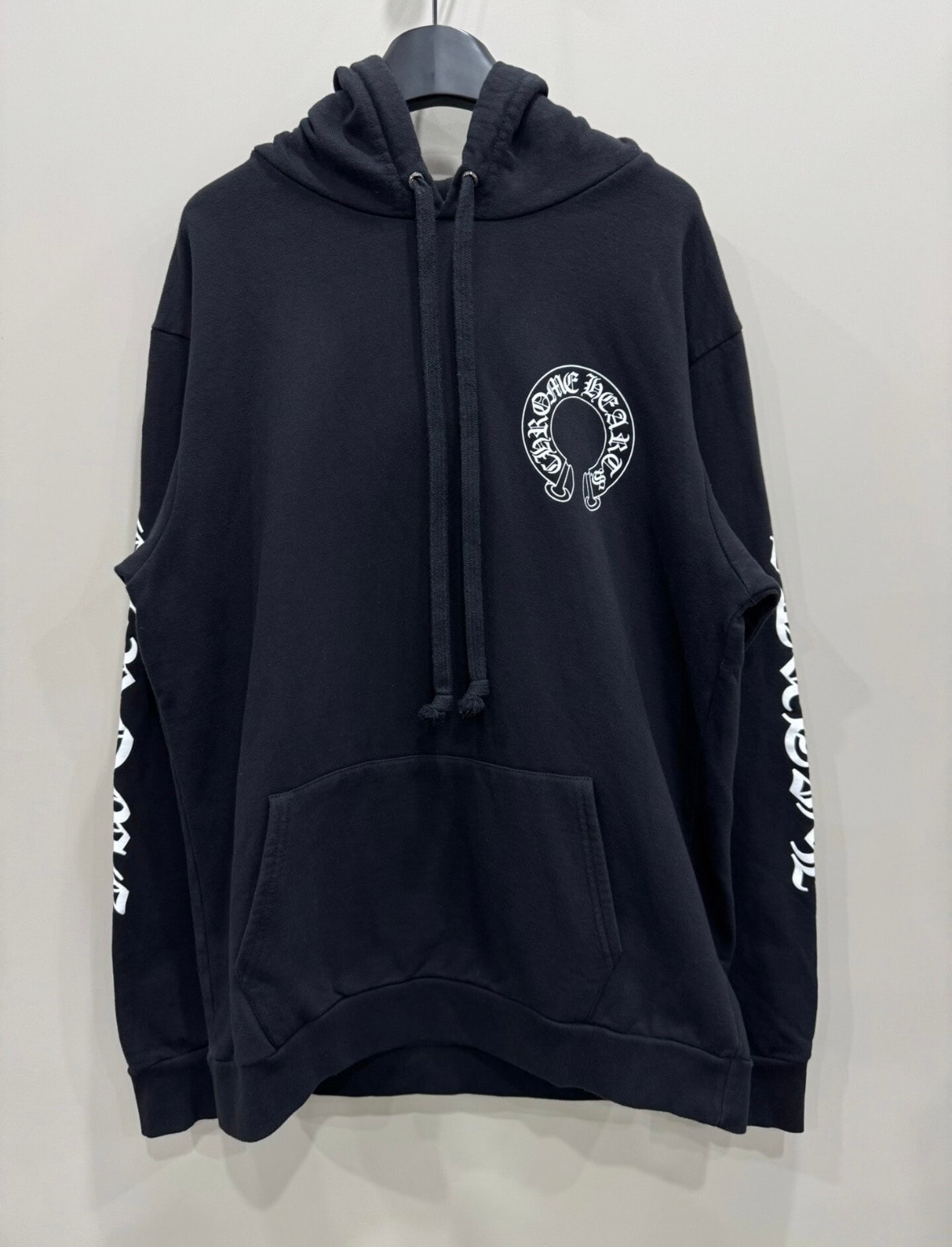 クロムハーツ マッティボーイ チョンパー ホースシュー フーディー "ブラック"