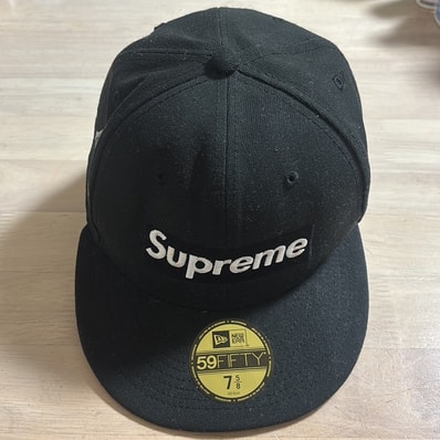 Supreme Money Box Logo New Era "Black"