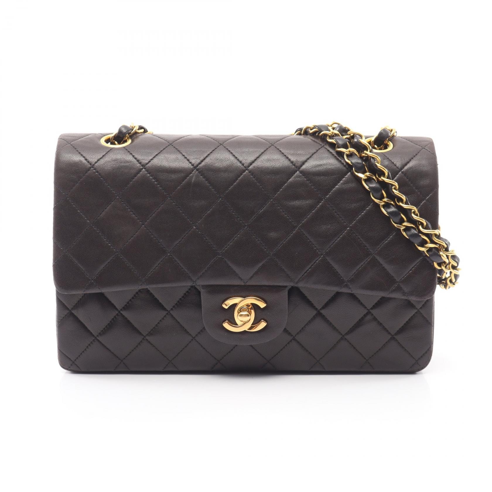 シャネル CHANEL マトラッセ Wフラップ ショルダーバッグ バッグ ラムスキン(羊革) レディース ブラック系 【中古】