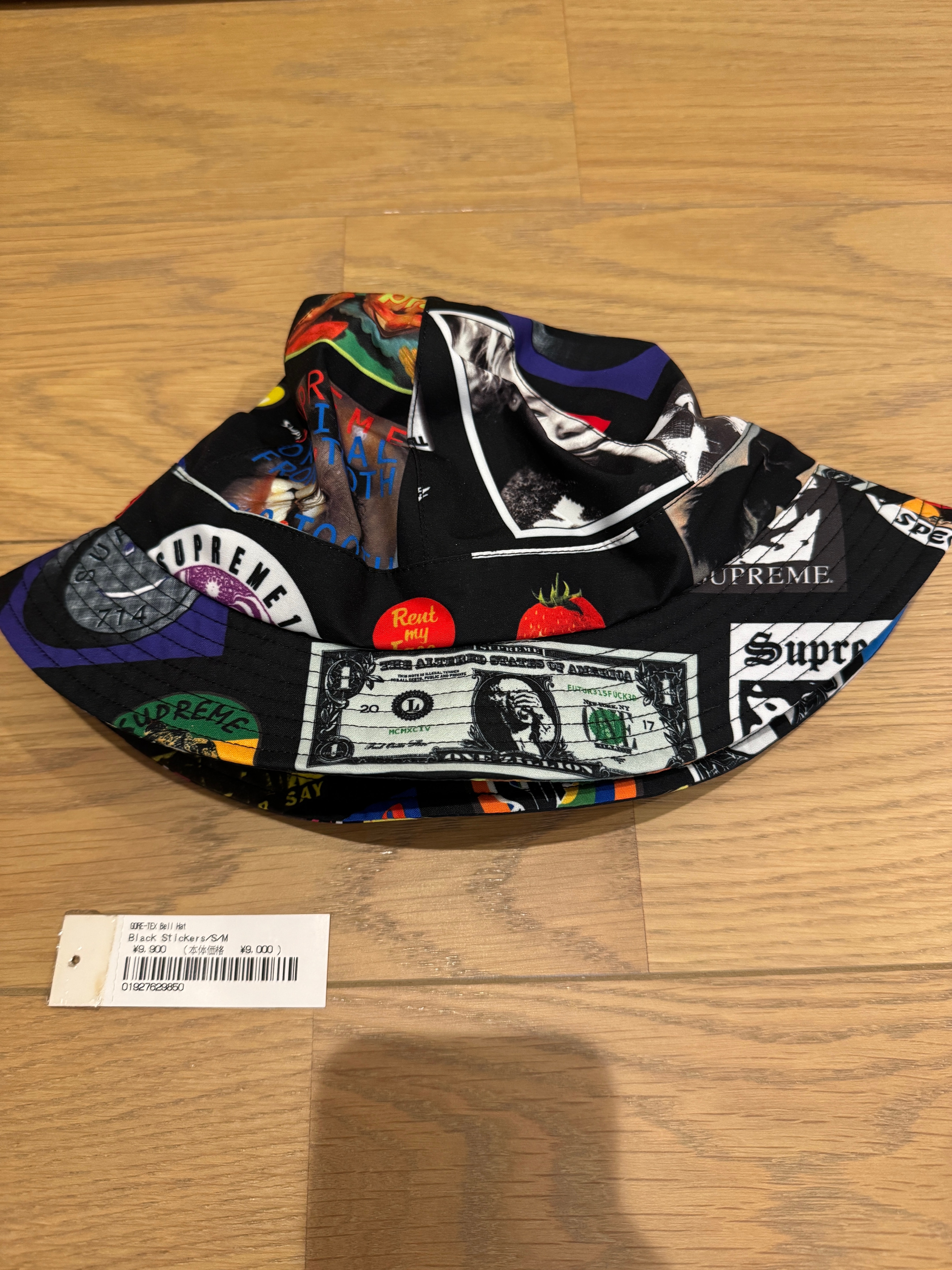 Supreme GORE-TEX Bell Hat "Black Stickers"