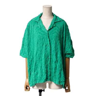 ■美品■2023AW■me ISSEY MIYAKE ミー イッセイミヤケ GEOMETRIC FARM PILE MERINGUE 半袖シャツ トップス シワ加工 パイル グリーン ブランド古着【中古】20250123/RA2992