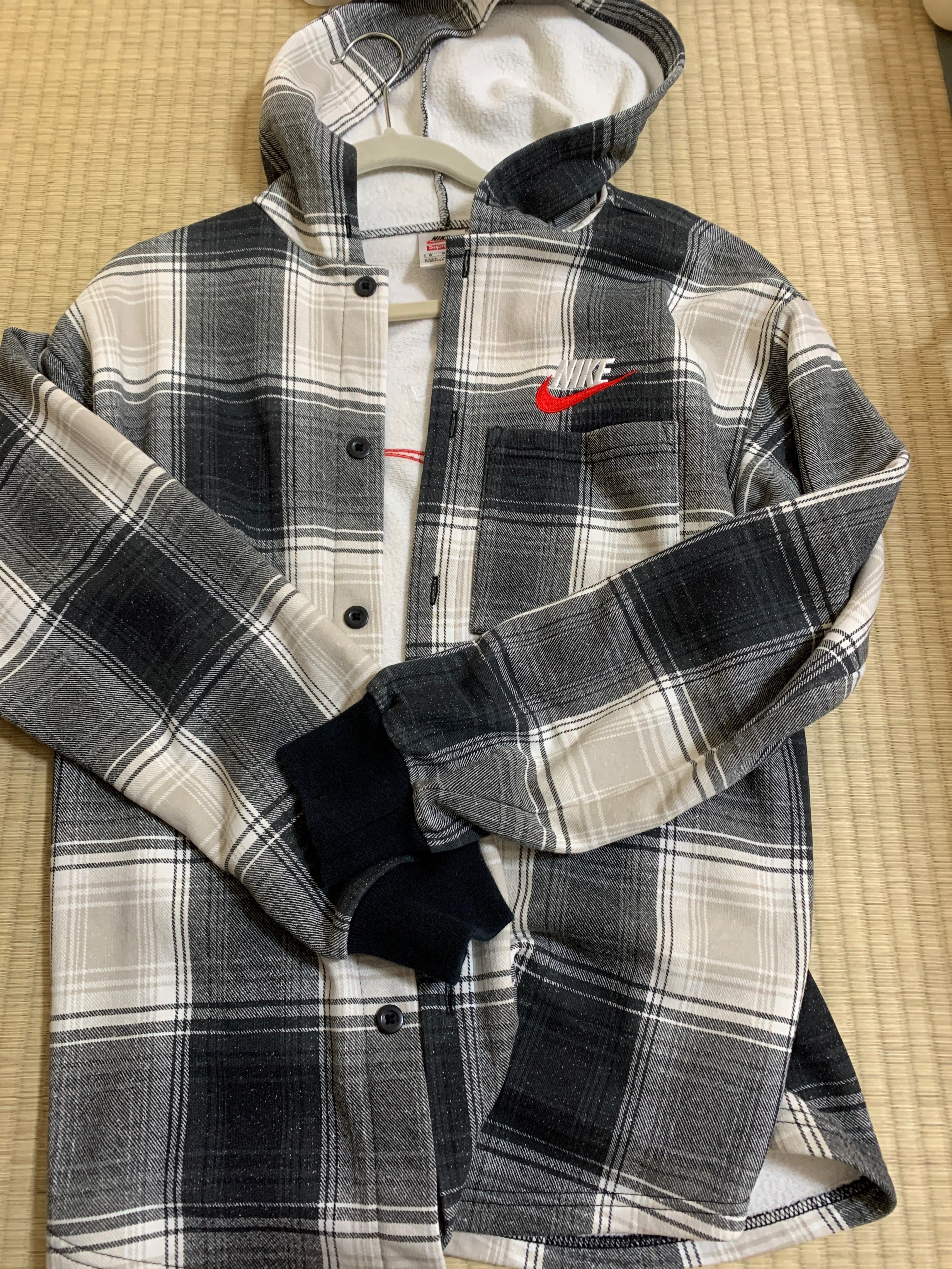 Supreme / NIKE® Hooded Sweatshirt "Black"