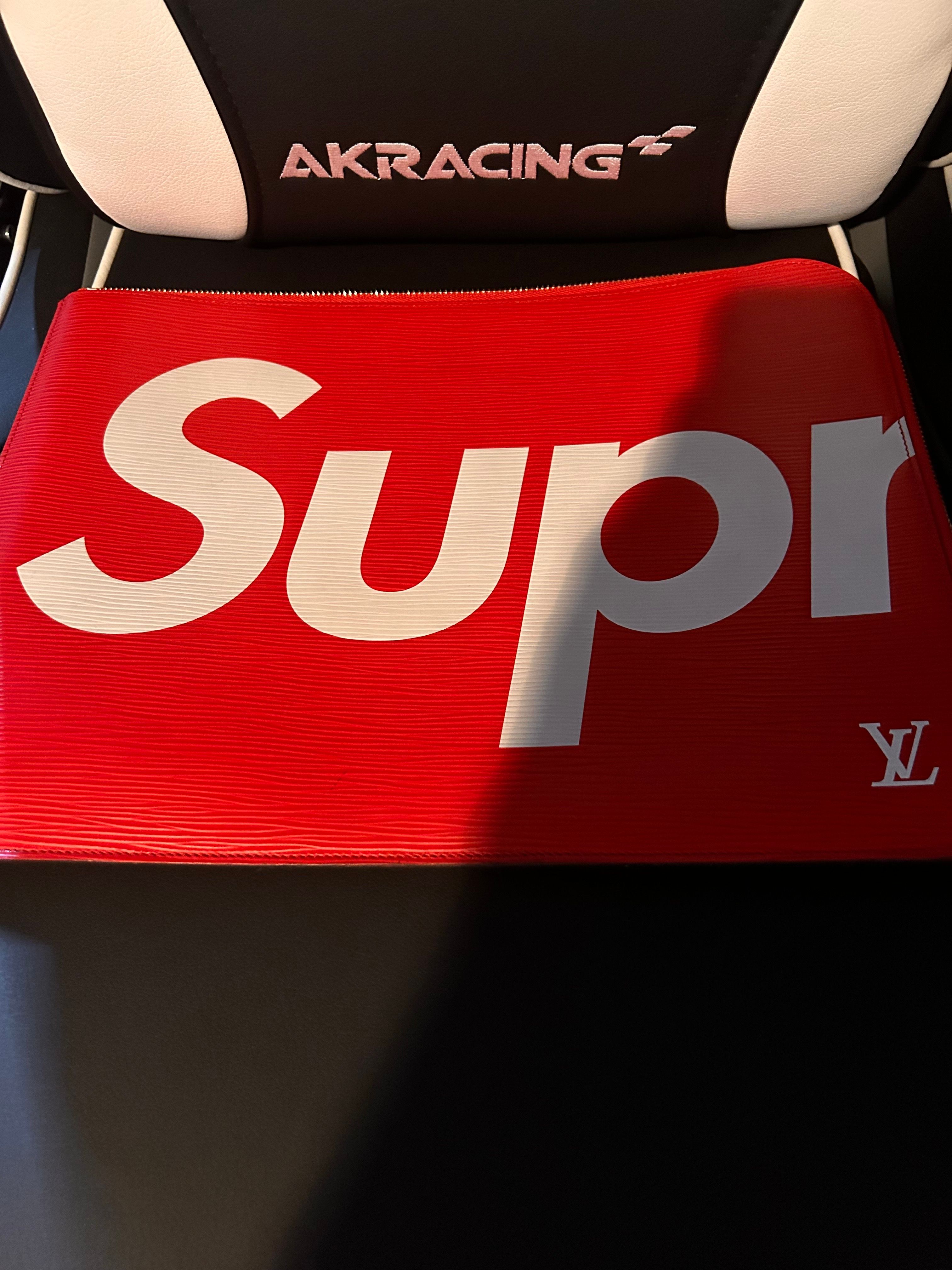 Supreme / Louis Vuitton Pochette Jour GM "Red"