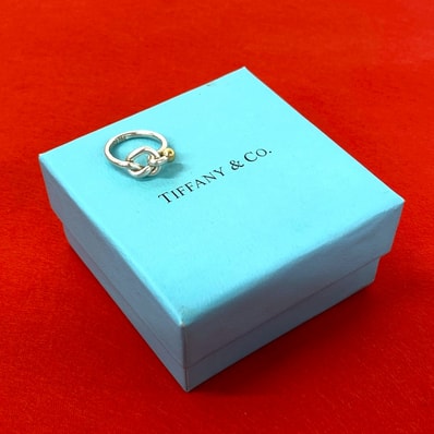 TIFFANY&Co. ティファニー ラブノット シルバー925 K18ゴールド リング・指輪 7号 シルバー
32957