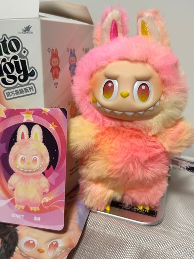 POP MART THE MONSTERS (LABUBU) Big into Energy Series Plush Pendant LOYALTY