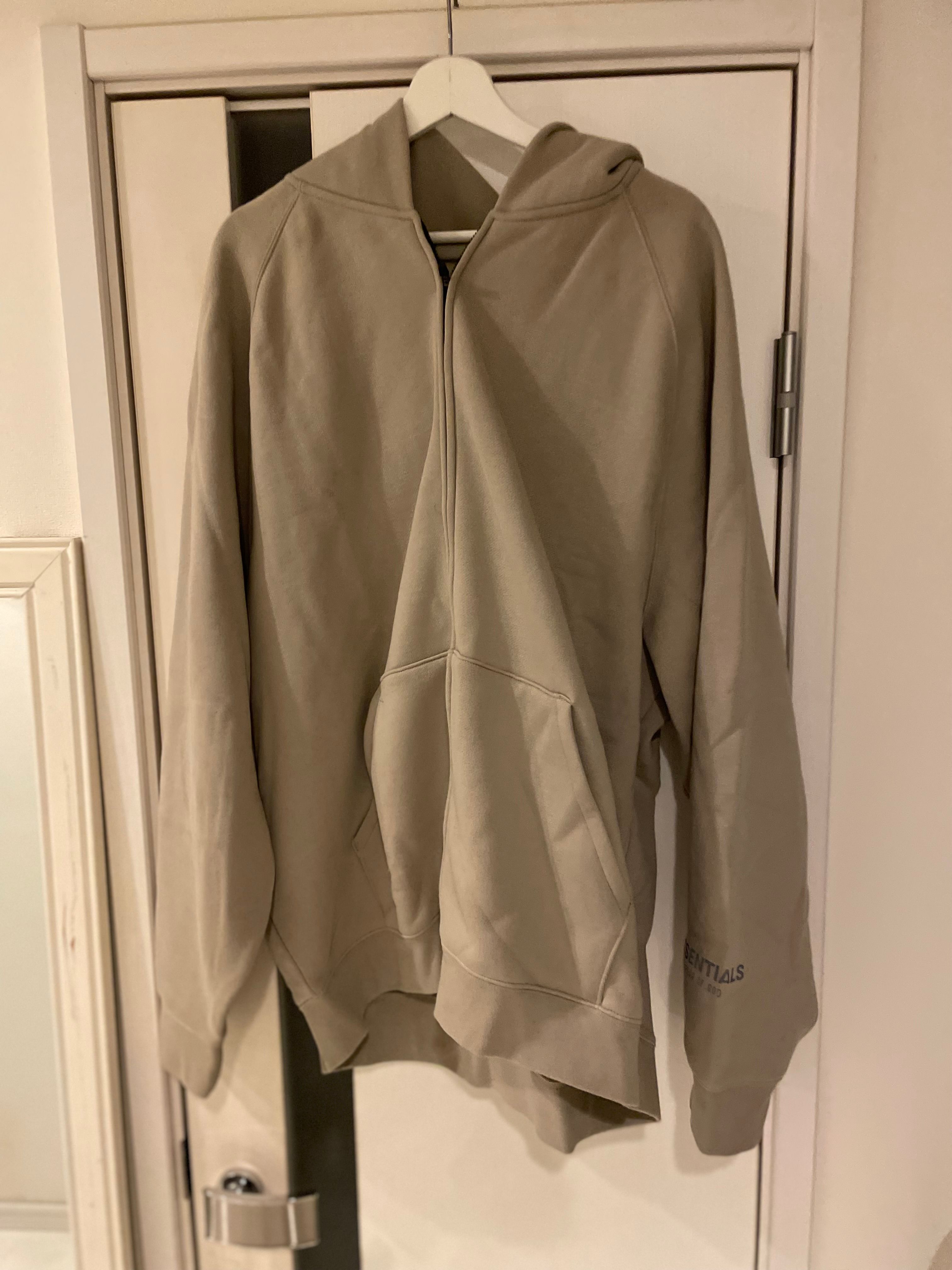 FEAR OF GOD ESSENTIALS 3D Silicon Applique Full Zip Up Hoodie "Tan/String"