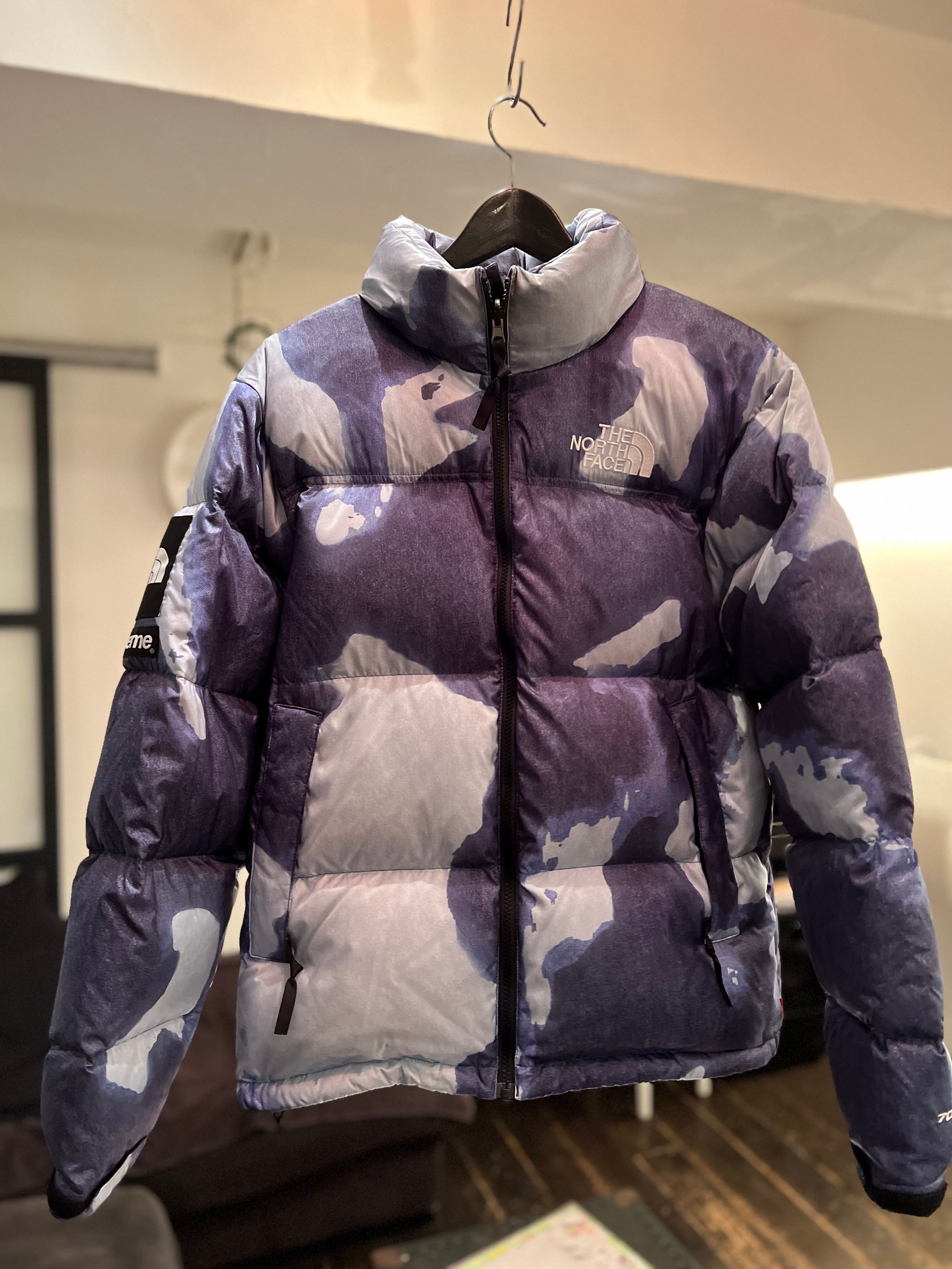 Supreme x The North Face Bleached Denim Print Nuptse Jacket "Indigo"