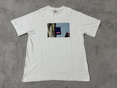 Supreme Banner Tee "White"