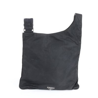 プラダ テスート ナイロントライアングルロゴショルダーバッグ