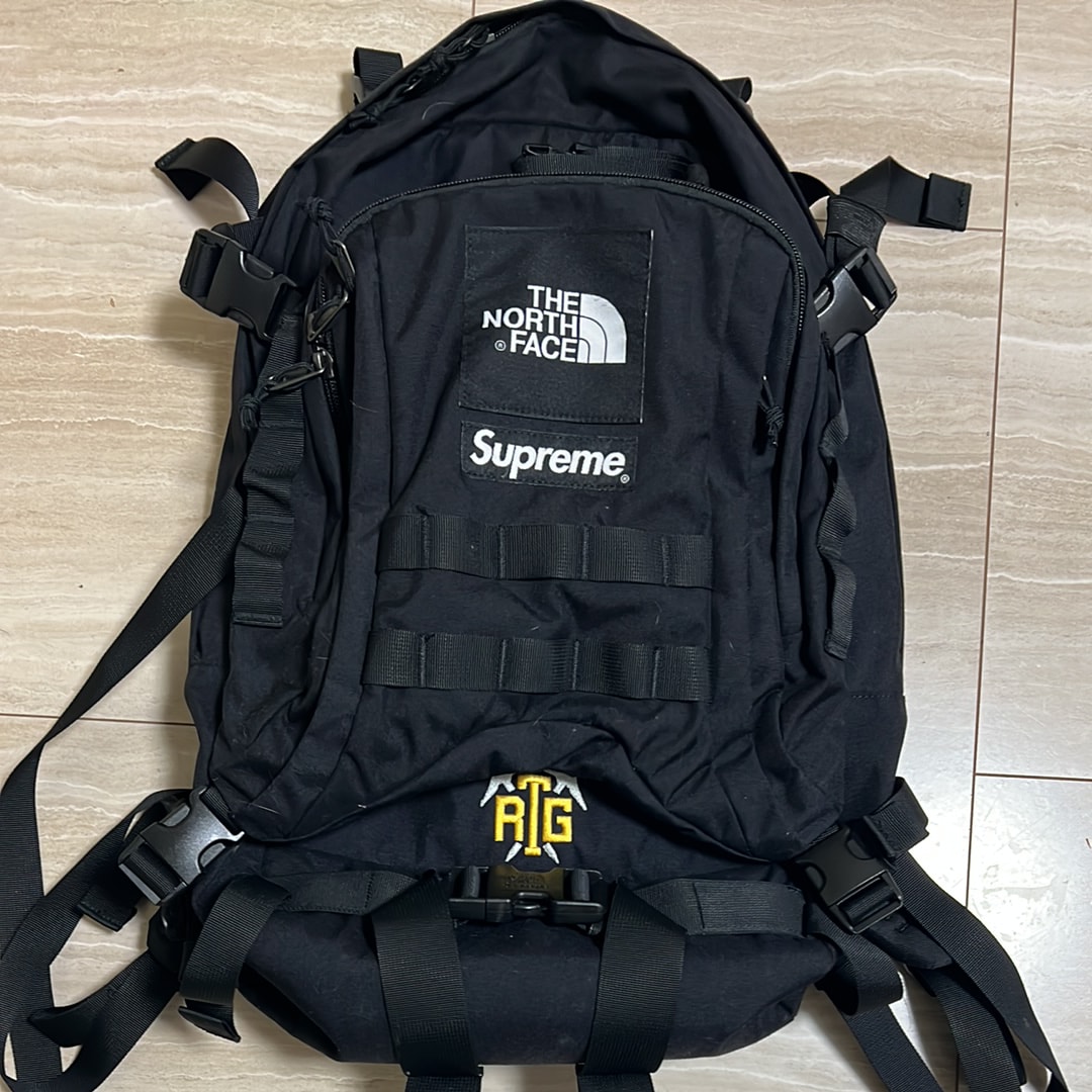Supreme x The North Face RTG Backpack. 35L "Black"