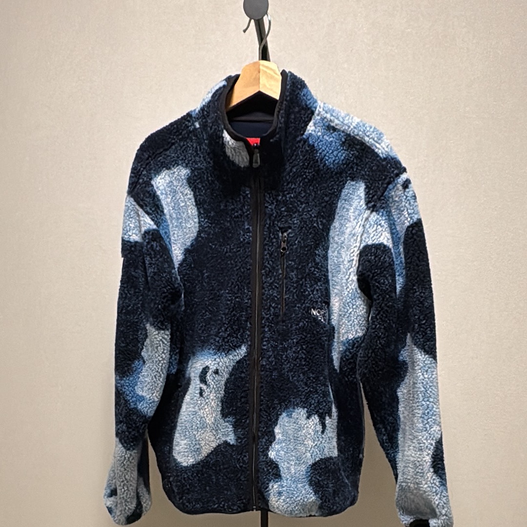 Supreme x The North Face Bleached Denim Print Fleece Jacket "Indigo"