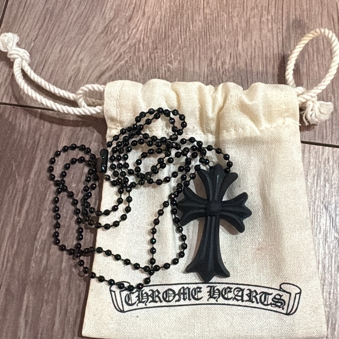 D (傷や汚れあり)】クロムハーツ ラバー スモール CHクロス ネックレス D (傷や汚れあり)】クロムハーツ ラバー スモール CHクロス ネックレス