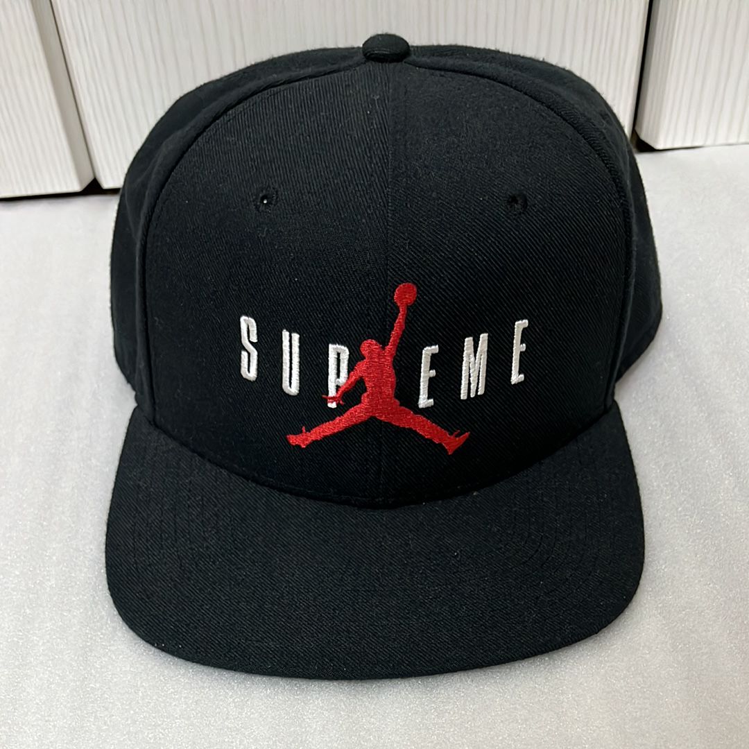 Supreme NIKE Air Jordan 6-Panel Cap "Black"
