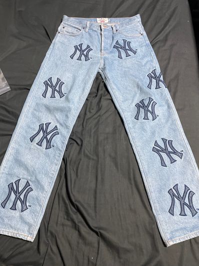 Supreme New York YankeesTM Regular Jean "Blue"