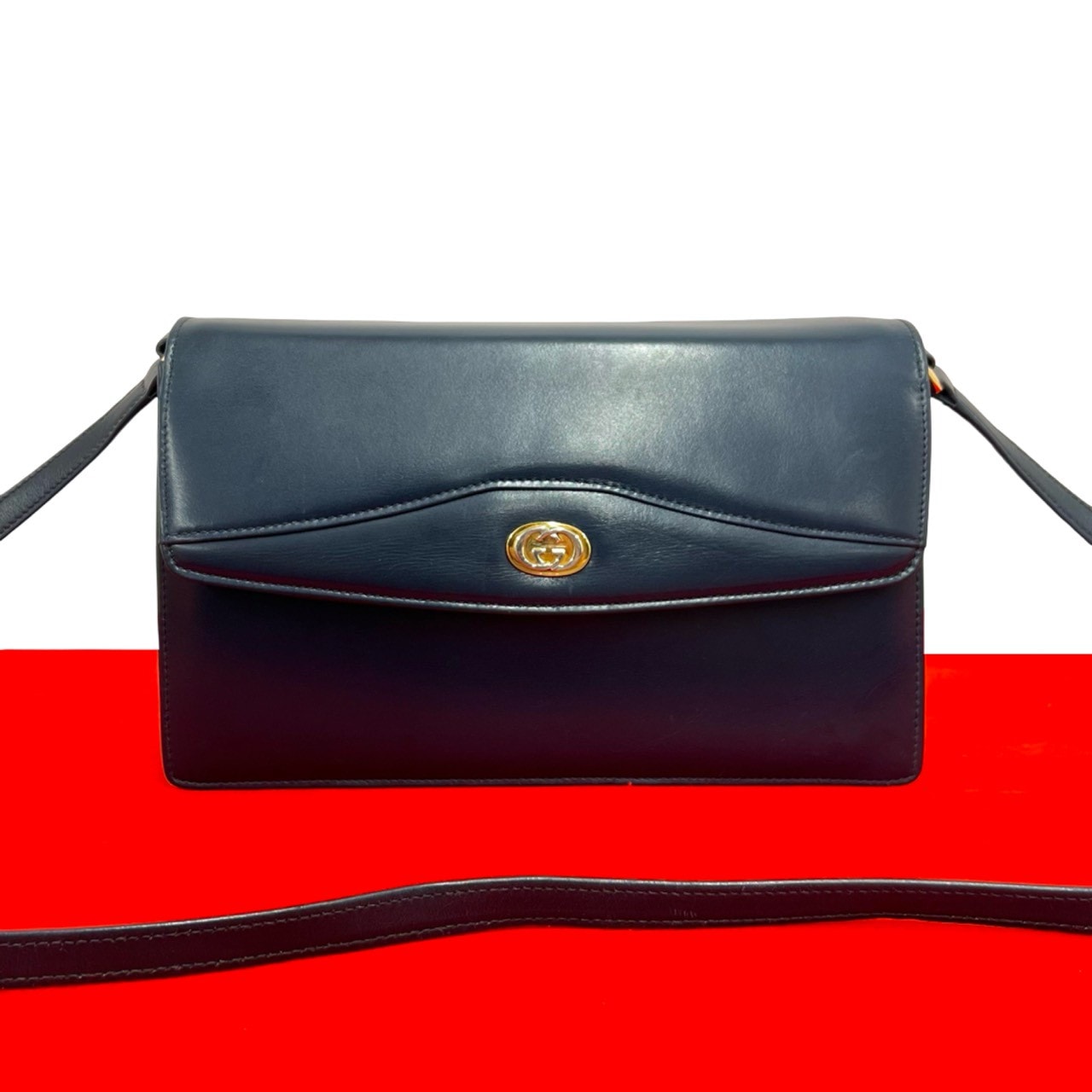 GUCCI グッチ GG ロゴ 金具 カーフ レザー ショルダーバッグ ネイビー
 37024