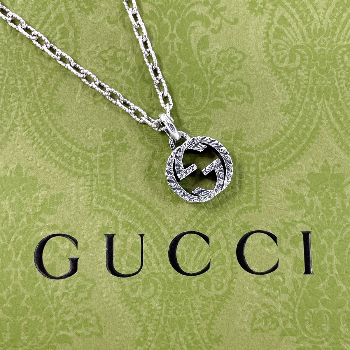 GUCCI Interlocking G Pendant Necklace