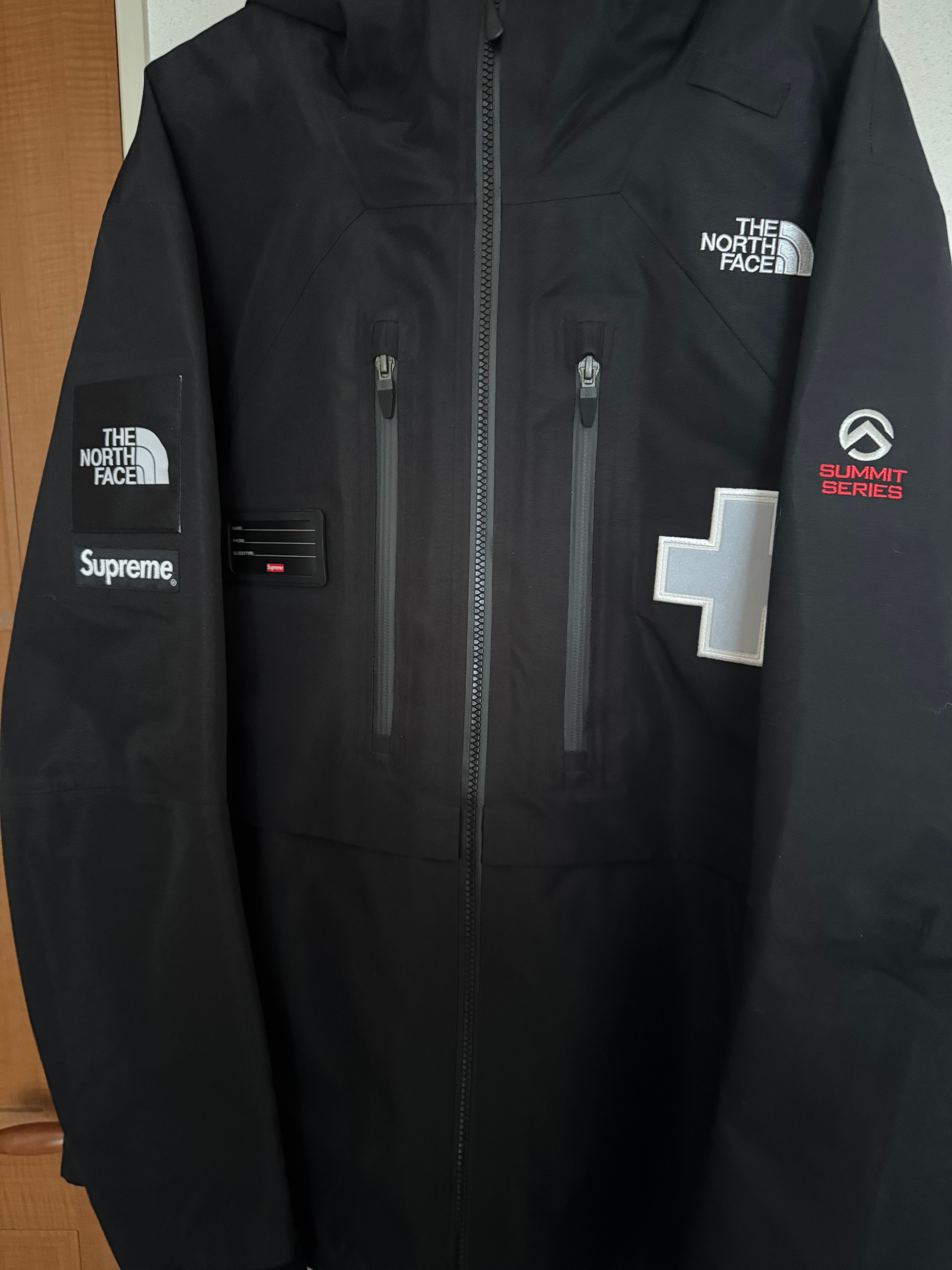 Supreme x The North Face Summit Series Rescue Mountain Pro Jacket "Black"