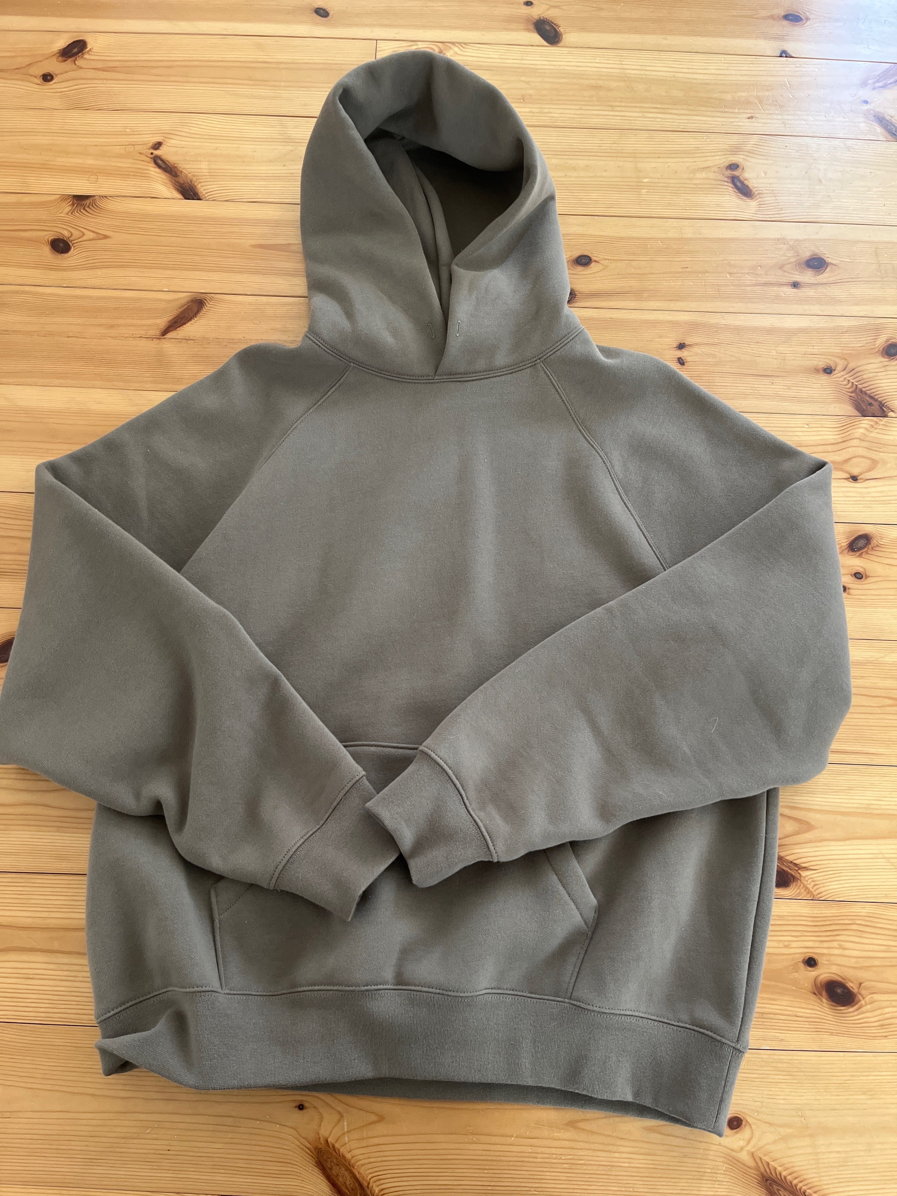 FEAR OF GOD ESSENTIALS PULLOVER HOODIE "Harvest"