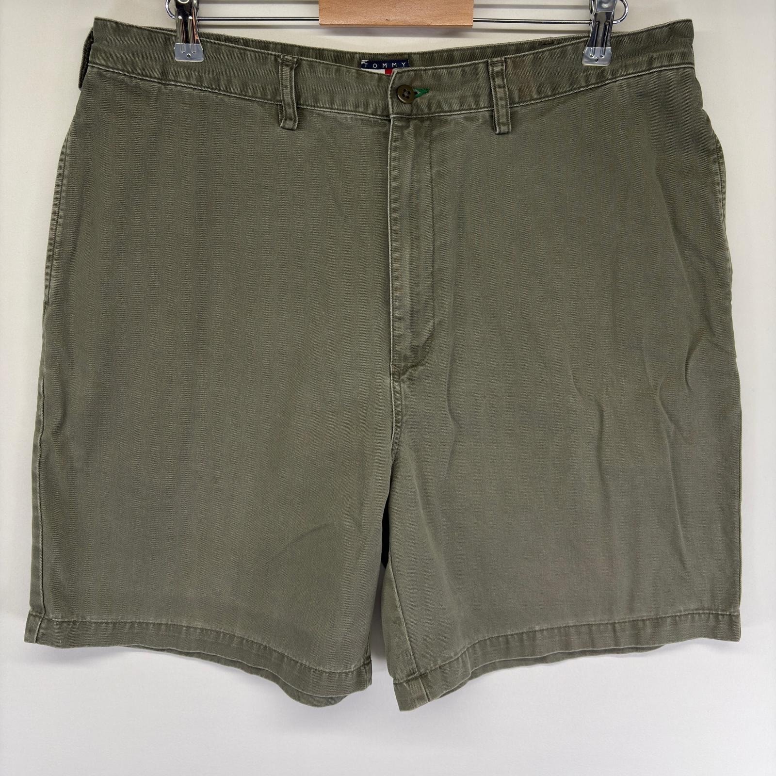 古着 トミーヒルフィガー TOMMY HILFIGER パンツ ハーフパンツ ワンポイントロゴ ショートパンツ ジップ w38  グリーン系 メンズ