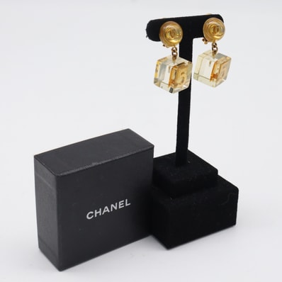 CHANEL シャネル ココマーク キューブ イヤリング GP - イヤリング ゴールド クリア GP 樹脂 レディース
