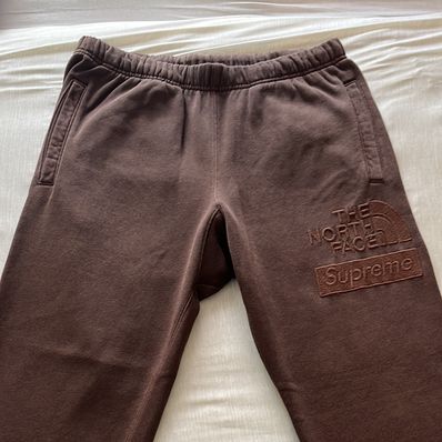 Supreme x The North Face Pigment Printed Sweatpant "Brown"