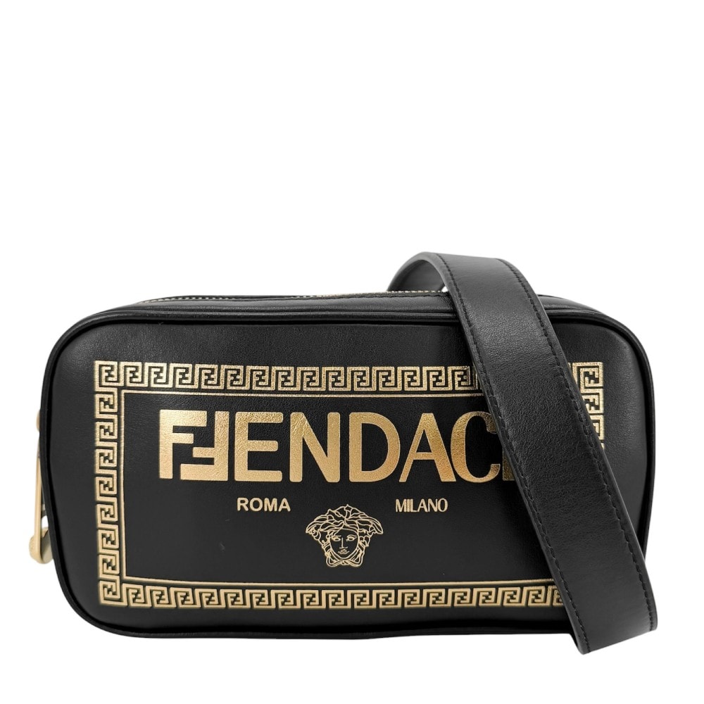 VERSACE ヴェルサーチ ショルダーバッグ FENDACE フェンダーチェ フェンディコラボ 肩掛け 斜め掛け メデューサ 7M0258 レザー    ブラック 黒 ゴールド ゴールド金具 レディース【中古品】