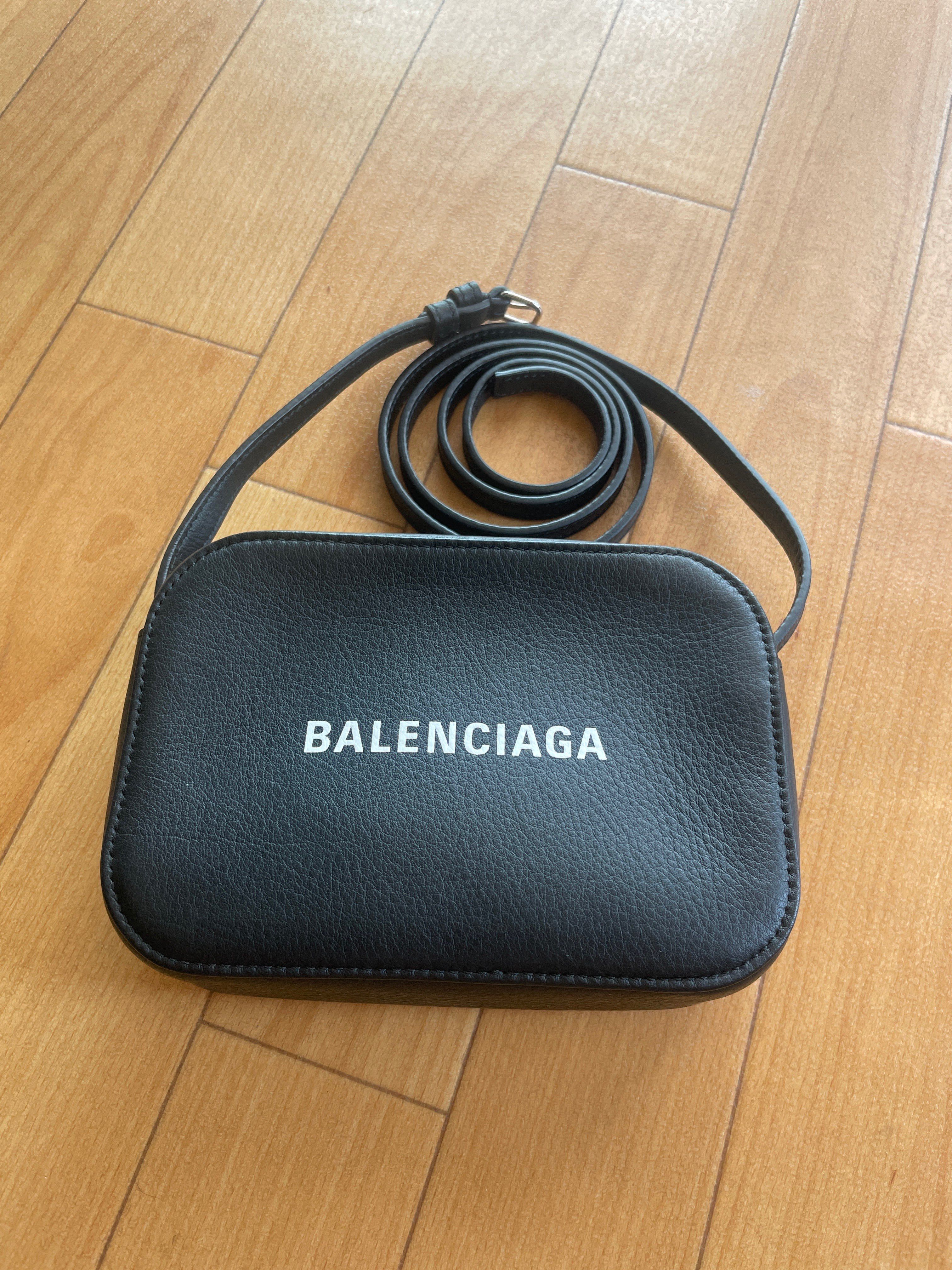 BALENCIAGA Everyday XS Camera Bag "Black"