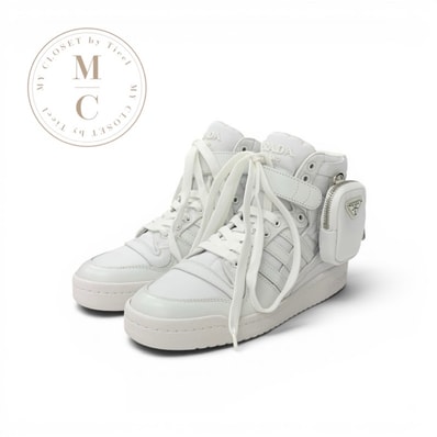 プラダ PRADA Form High Re-Nylon スニーカー 靴 シューズ ナイロン レザー ホワイト 白 シルバー アディダス コラボ ポーチ付き ロゴ ハイカット ユニセックス 未使用