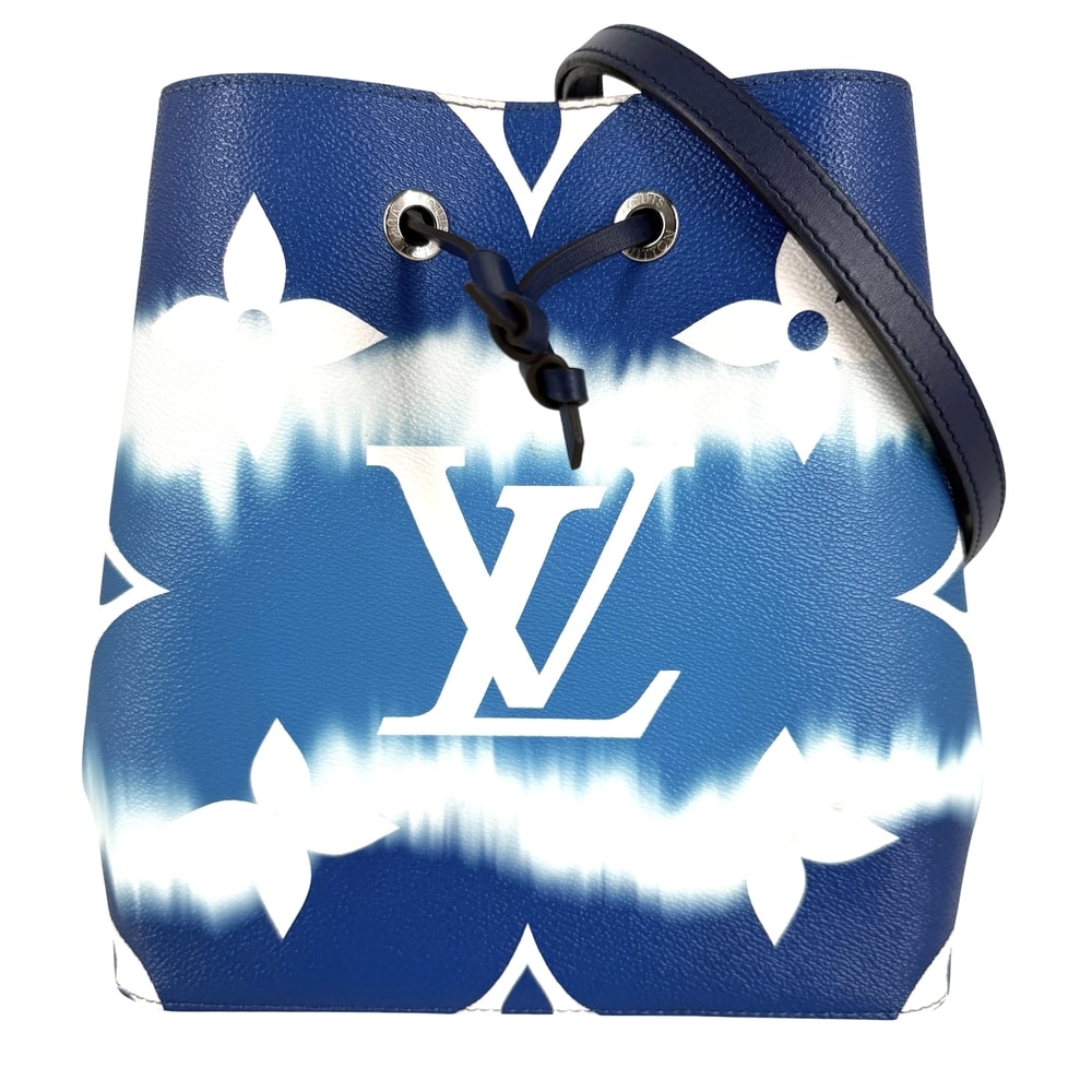 LOUIS VUITTON ルイヴィトン ショルダーバッグ LVエスカル ネオノエ モノグラム 肩掛け 斜め掛け M45126    ブルー 青 ホワイト 白 シルバー金具 レディース【中古品】