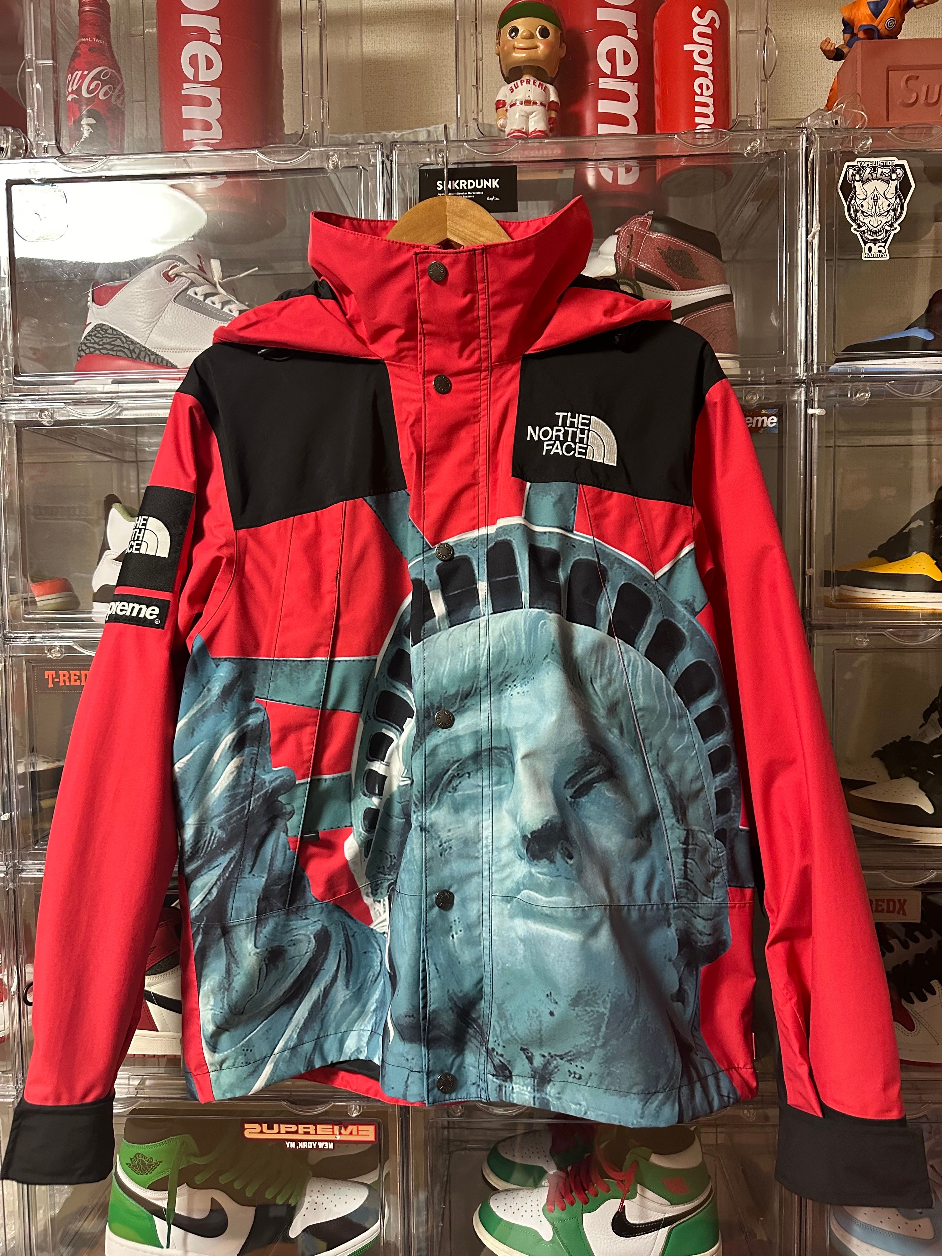 Supreme x The North Face Statue of Liberty Mountain Jacket "Red"
