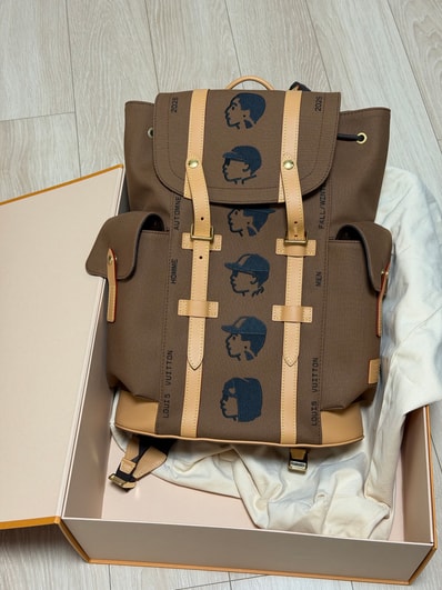 LV Pharrell x Nigo クリストファー PM Show Piece