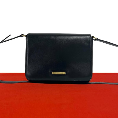 BURBERRY バーバリー ノバチェック 柄 ロゴ 金具 レザー ショルダーバッグ ブラック
00235