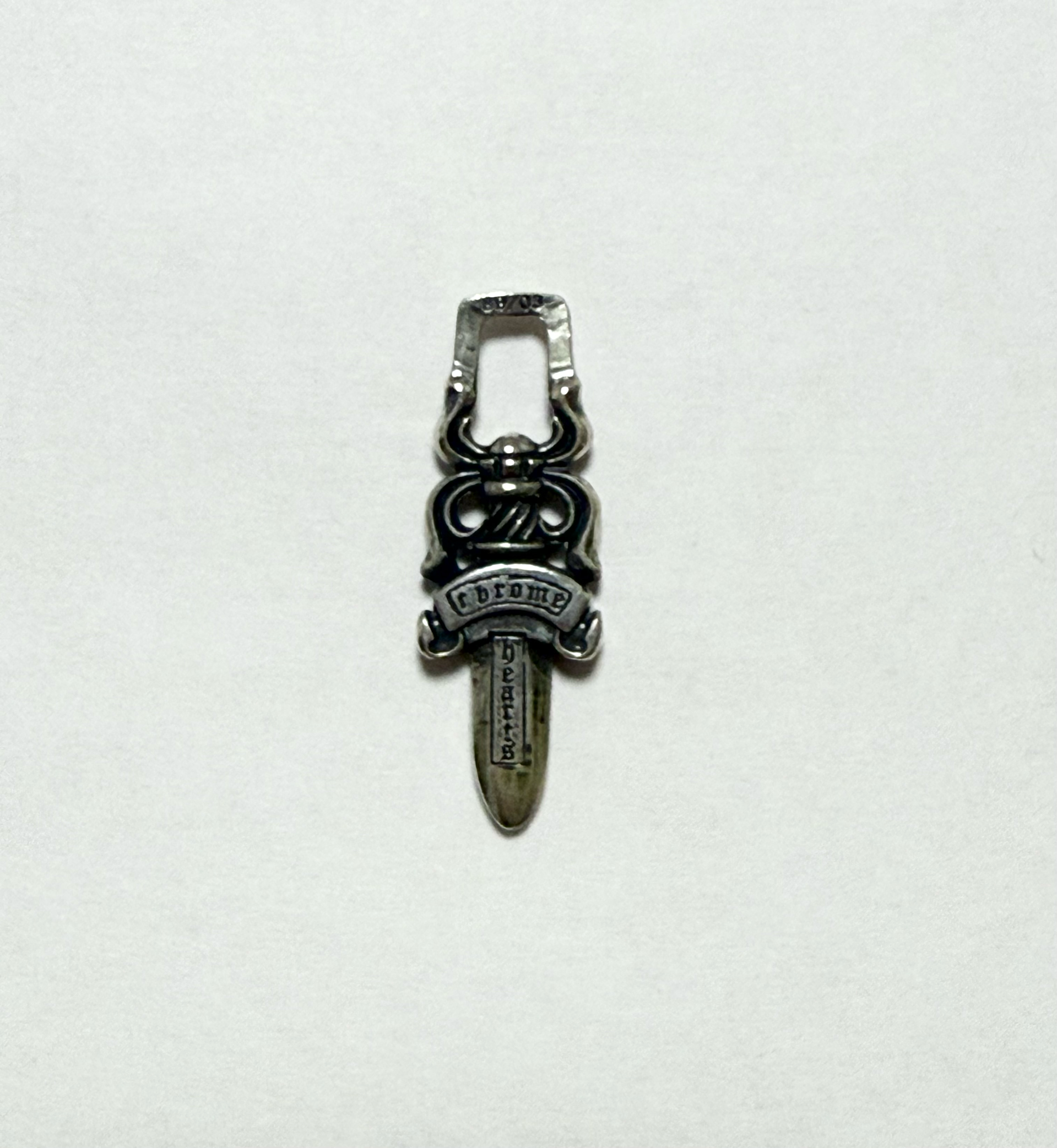 Chrome Hearts #5 Dagger Charm Zip 1 "Silver"