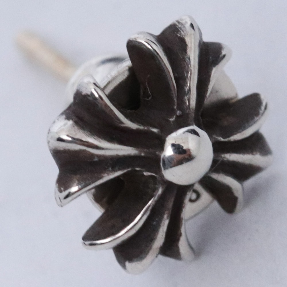 Chrome Hearts #2 CH Plus Earrings "Silver"