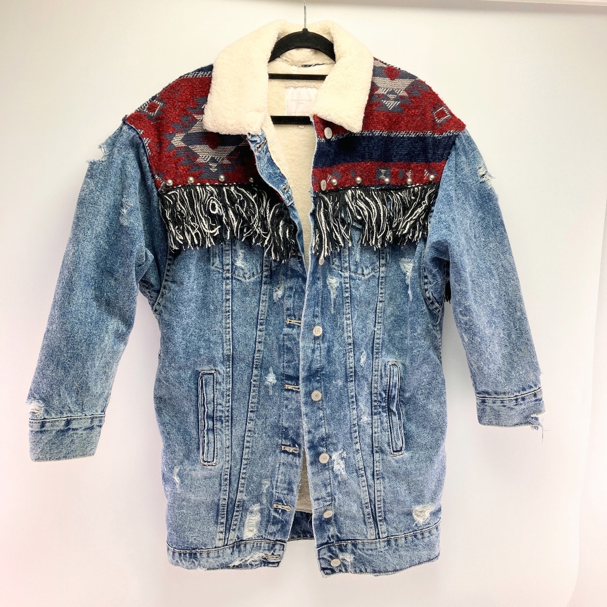 ▽▽ZARA レディース フリンジ ネイティブ柄 ダメージ加工 Gジャン S