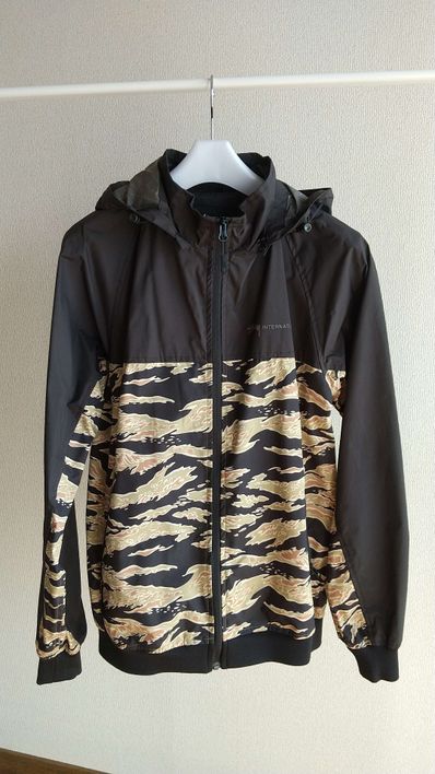 Stussy ナイロンジャケット タイガーカモ