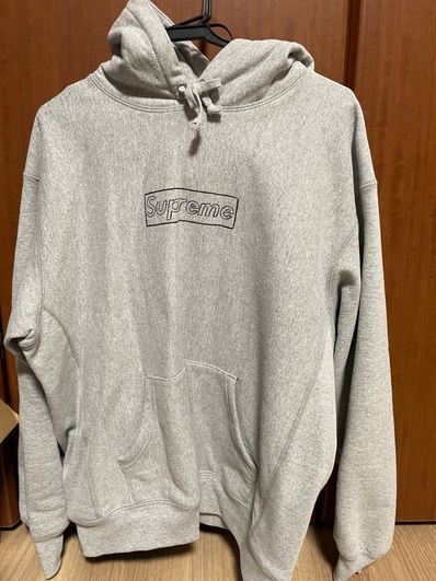 Supreme KAWS Chalk Logo Hooded Sweatshirt "Grey"(2021)