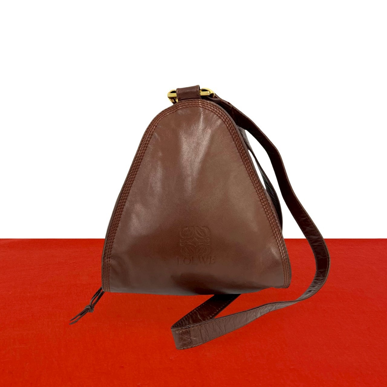 LOEWE ロエベ アナグラム ロゴ レザー ショルダーバッグ ブラウン
 39276