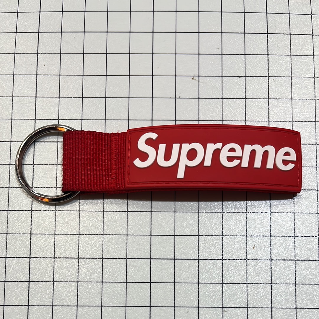 Supreme Webbing Keychain 