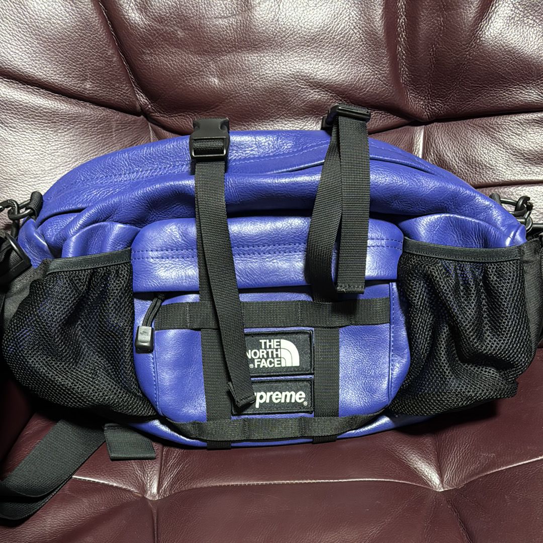 Supreme x The North Face Leather Mountain Waist Bag "Royal"