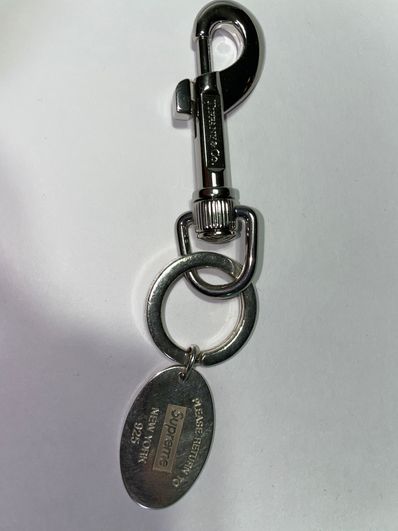 Supreme / Tiffany & Co. Return to Tiffany Oval Tag Keyring "Silver"