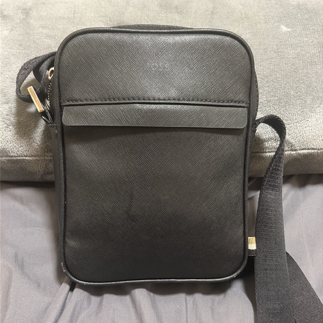 ポーチカバン、ショルダーバッグ