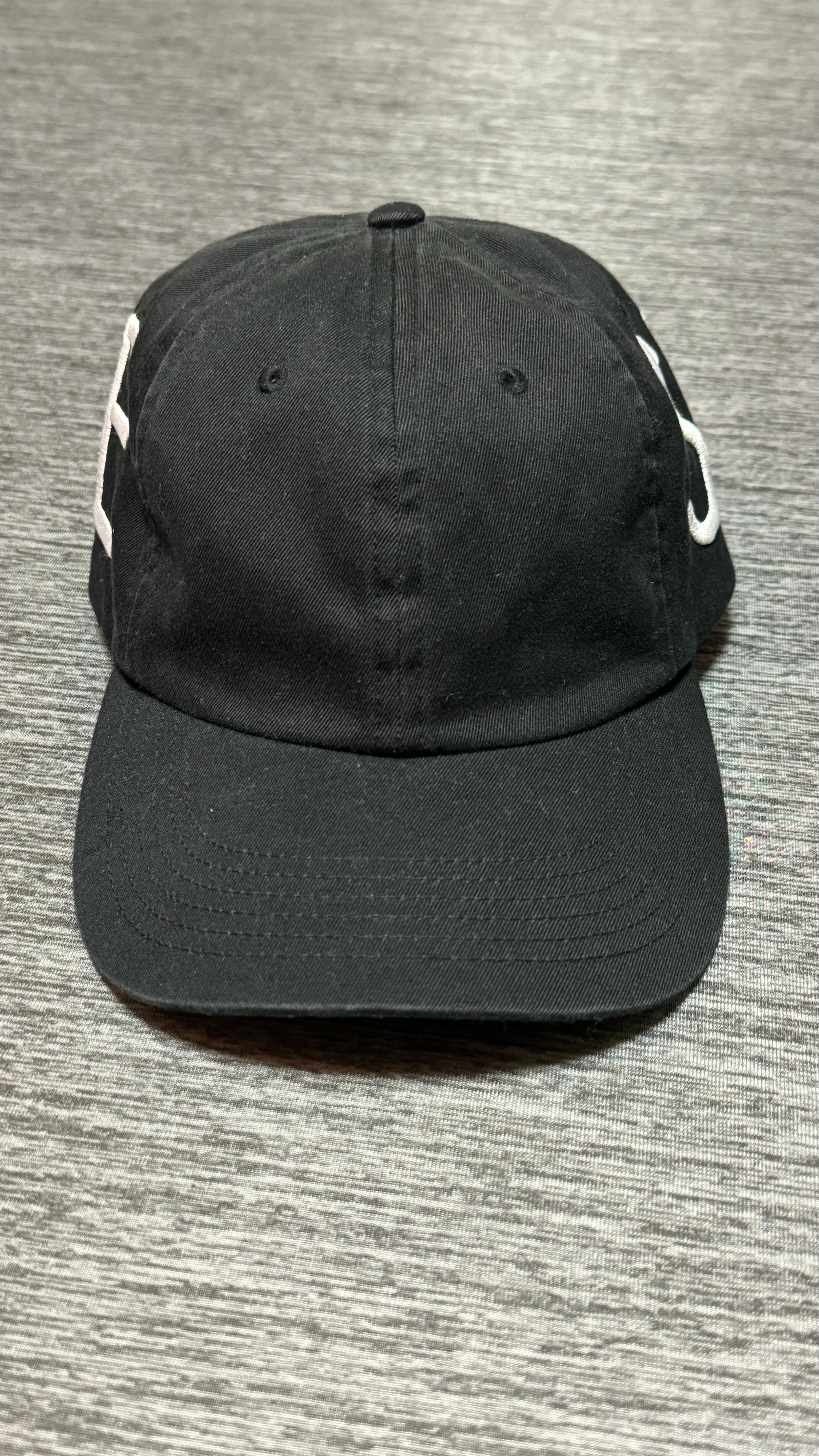 Supreme Spread 6-Panel "Black"