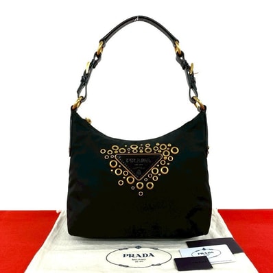 PRADA プラダ 三角ロゴ 金具 ナイロン パテントレザー ショルダーバッグ ブラック
27985