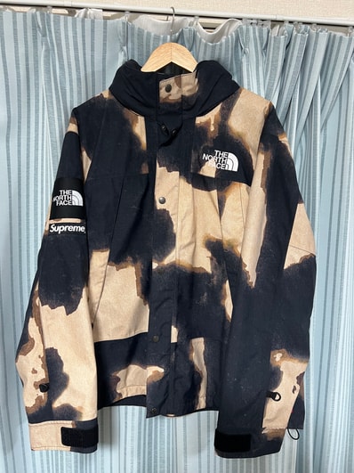 Supreme x The North Face Bleached Denim Print Mountain Jacket "Black"