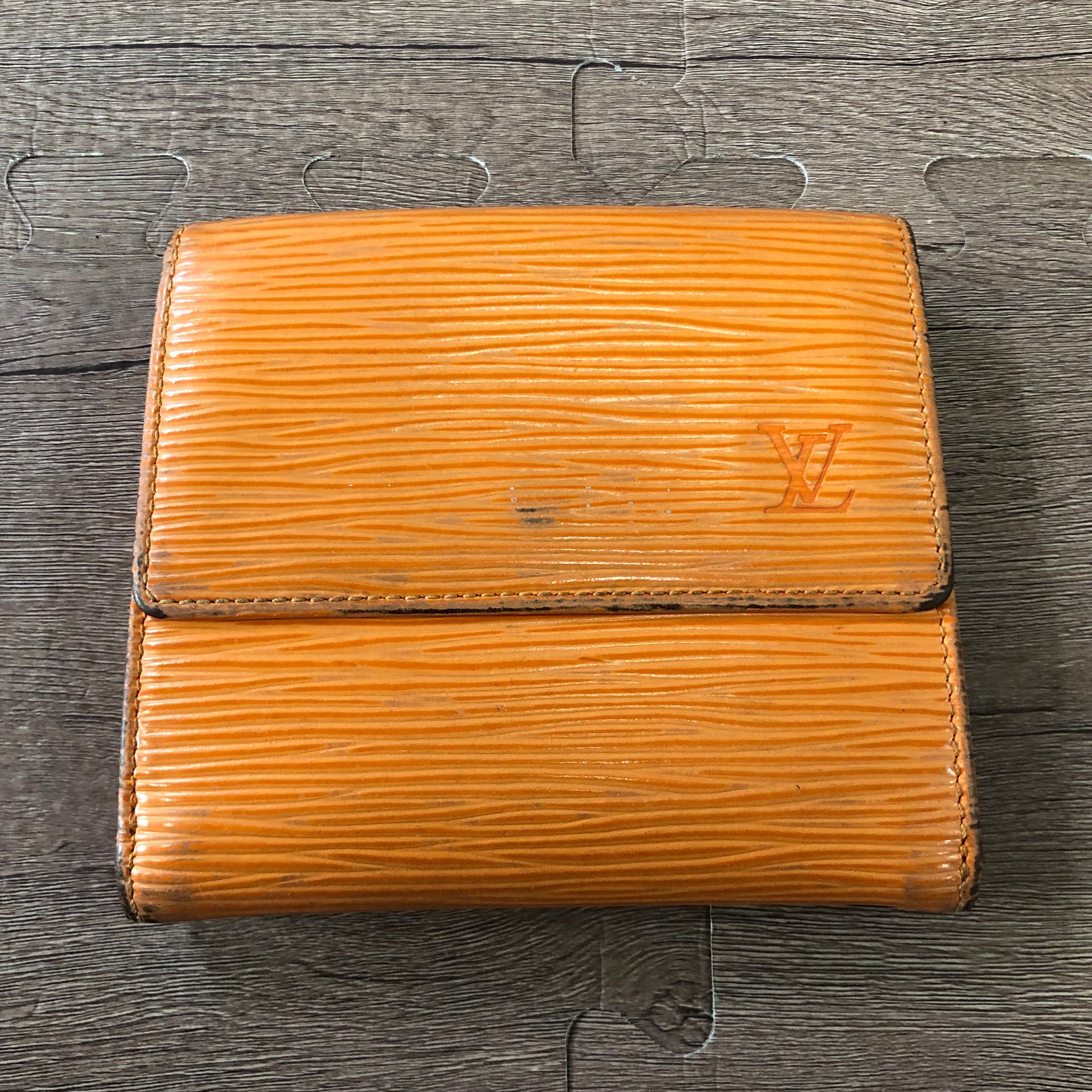 Louis Vuitton Epi Portemonnaie Bie Cartescredit "Mandarin"